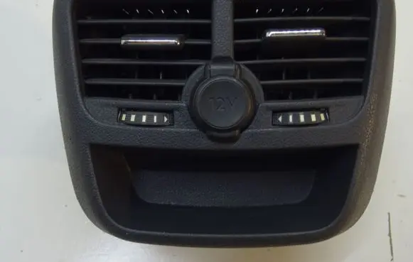 Peugeot 508 Dash center air vent grill 96866080877 1003740