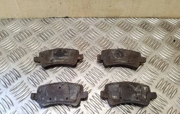 Volvo S80 Brake pads (rear) 
