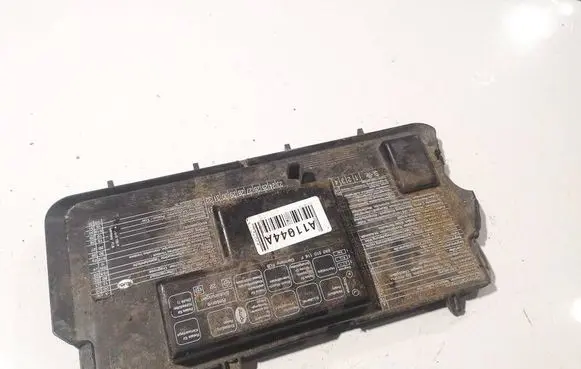 Audi 80 90 S2 B4 Fuse box cover 8A0941801