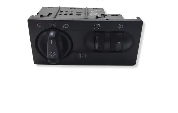 Volkswagen Golf III Light switch 1H6941531N