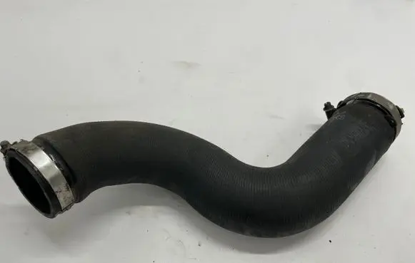 Audi A5 8T 8F Intercooler hose/pipe 8K0145737Q