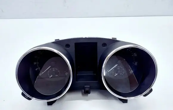 Skoda Yeti (5L) Speedometer (instrument cluster) 5L0920940M
