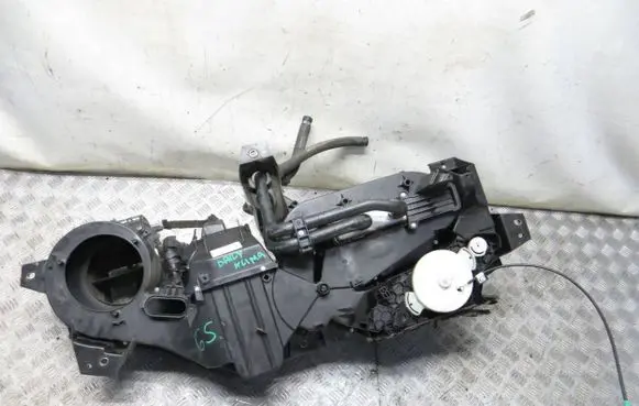 Iveco Daily 35 - 40.10 Interior heater climate box assembly housing 3802163