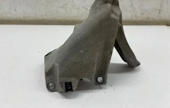 Audi Q8 e-tron Engine mounting bracket 4KE199605 4KE199605M