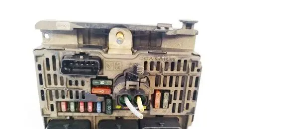 Peugeot 307 Fuse box set 9636079380