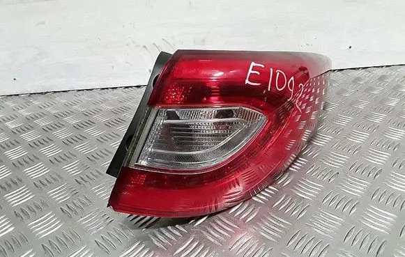 Rear/tail lights