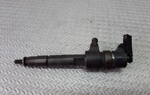 Alfa Romeo 156 Fuel injector 0445110068