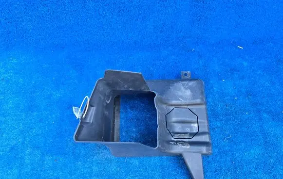 BMW 5 F10 F11 Intercooler air guide/duct channel 7331785