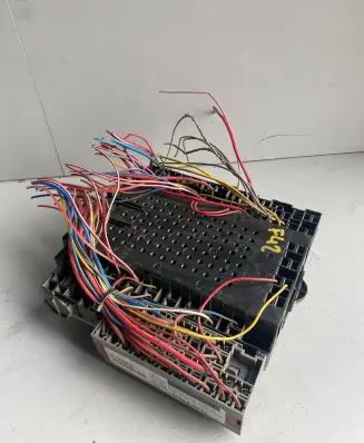 Volvo V70 Fuse box set 8645729 8688153 02W044