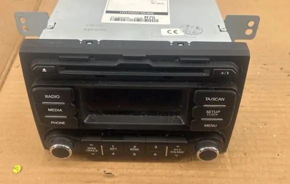 KIA Rio Radio/CD/DVD/GPS head unit 5221620 8751080 10R035704