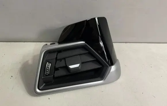 BMW 3 G20 G21 Dashboard air vent grill cover trim 6805796