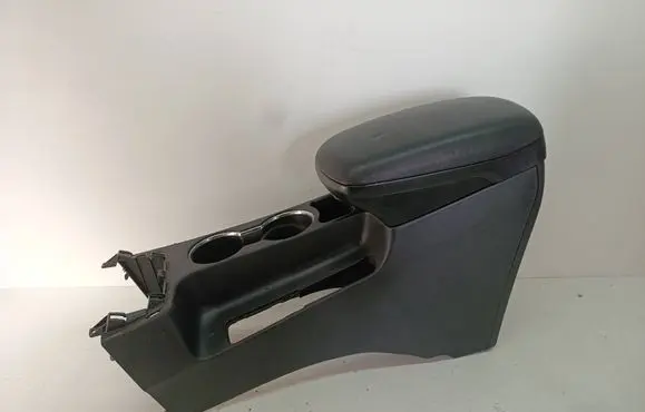 Hyundai Elantra Armrest 846103X210RY