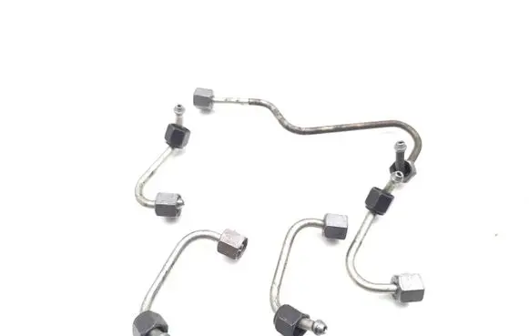 Ford Mondeo MK IV Fuel injector supply line/pipe 