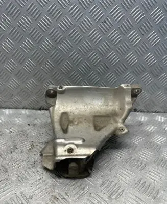 BMW X6 F16 Engine mounting bracket 6853208
