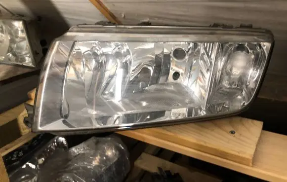 Skoda Fabia Mk1 (6Y) Headlight/headlamp 6y1941015Q 246365