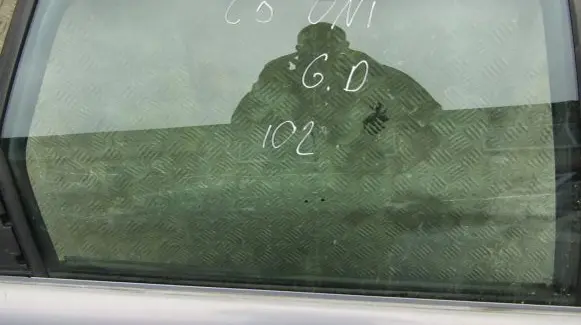 Citroen C5 Rear door window glass