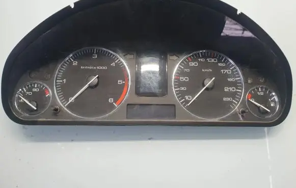 Peugeot 407 Speedometer (instrument cluster) 9646465480