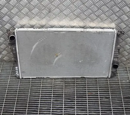 BMW 2 F22 F23 Coolant radiator 15272311 8678027