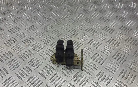Mitsubishi Pajero Vacuum valve BRAK