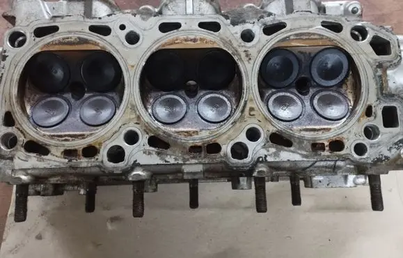 Engine head