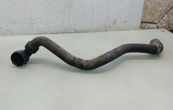 Ford Galaxy Engine coolant pipe/hose