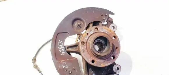 Citroen C4 II Picasso Front wheel hub