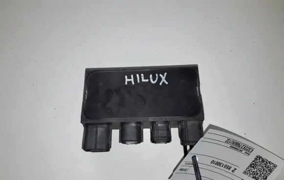 Toyota Hilux (AN10, AN20, AN30) Glow plug pre-heat relay 2855130010