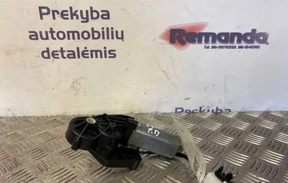 Mercedes-Benz ML W164 Seat adjustment motor 0390203207