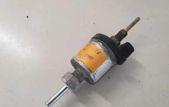 Toyota Auris 150 Webasto auxiliary heater fuel pump 0482800061