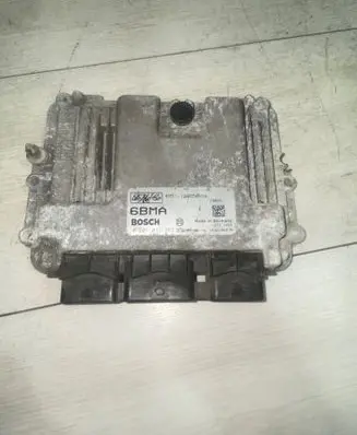 Ford Focus Engine control unit/module 4M5112A650NA