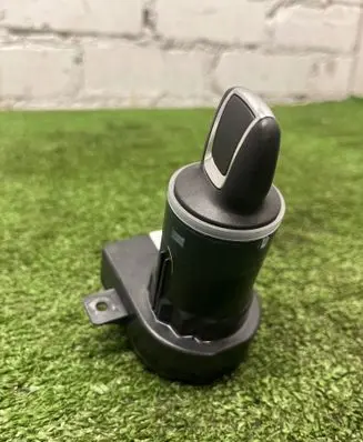 Porsche Cayenne (9Y0 9Y3) Ignition lock 971905865b
