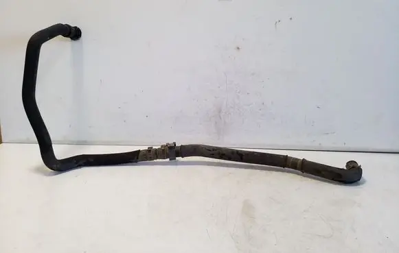 Engine coolant pipe/hose