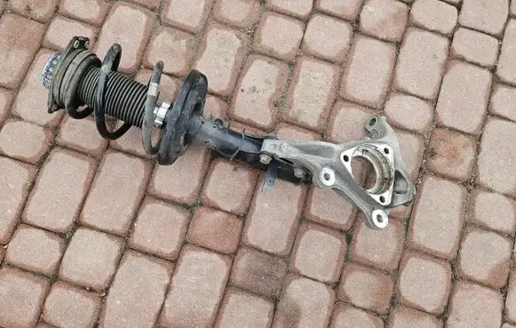 Opel Insignia B Front shock absorber/damper 84466139
