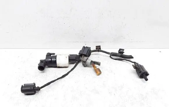 Volvo S60 Windscreen/windshield washer pump BK2117K624BA AV6117K624BA 9659757080