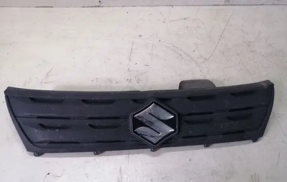 Suzuki Vitara (LY) Front bumper upper radiator grill T10M16A