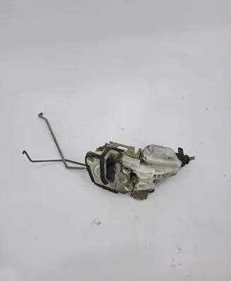 Mitsubishi Pajero Front door lock 