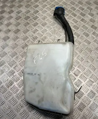 BMW 2 F45 Windshield washer fluid reservoir/tank 7331418