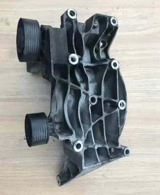BMW 5 E60 E61 Generator/alternator bracket 1479