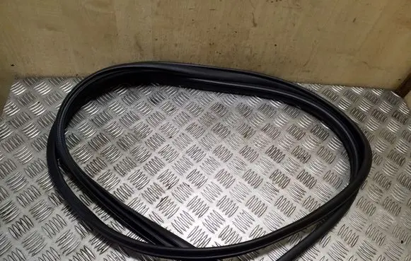 Subaru Outback Front door rubber seal