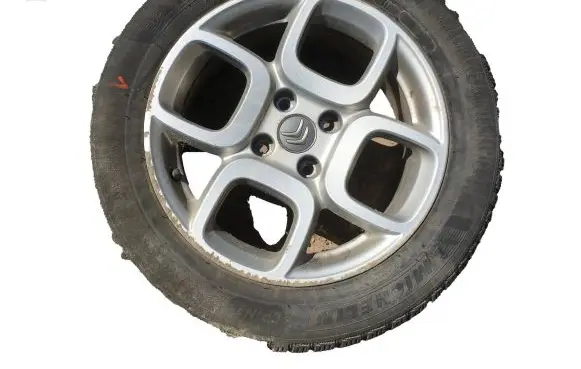Citroen C4 Cactus R16 alloy rim 