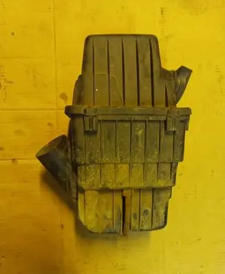 Peugeot Partner Air filter box 9643853880 9643853980 9647154580