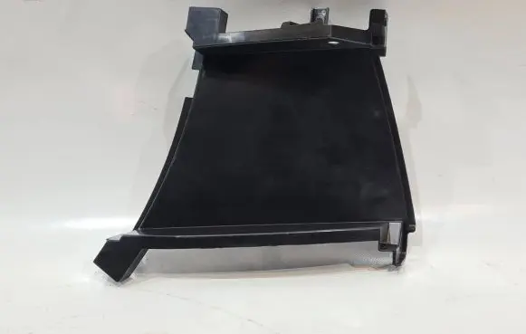 Hyundai i30 Intercooler air guide/duct channel 86567G4510