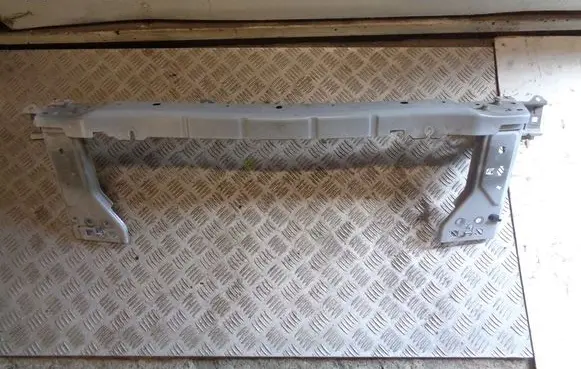 Renault Twingo III Radiator support slam panel