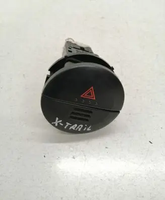 Nissan X-Trail T30 Hazard light switch 06016