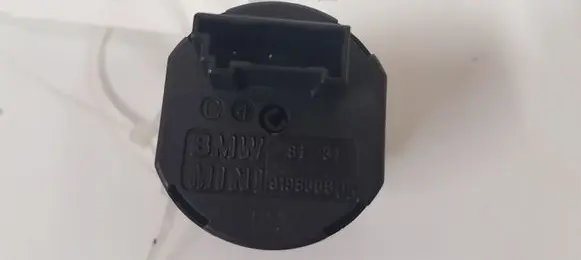 BMW 5 F10 F11 Passenger airbag on/off switch 9196888