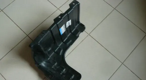 Hyundai i20 (PB PBT) Engine splash shield/under tray 291201J200