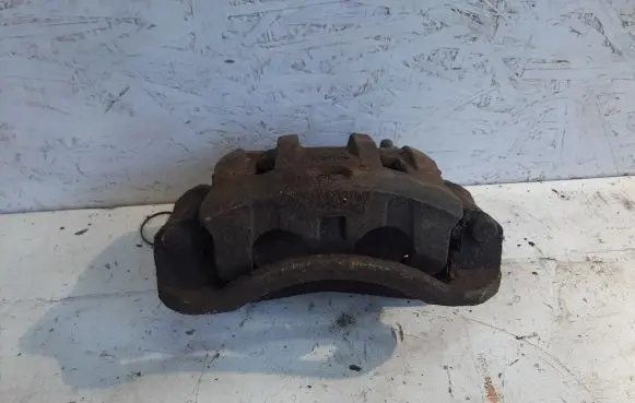 KIA Carnival Front brake caliper