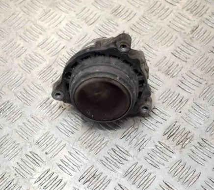 BMW 3 F30 F35 F31 Engine mount bracket 6787657