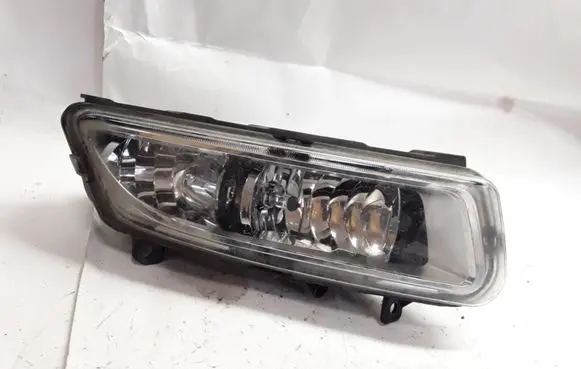 Volkswagen Polo V 6R Front fog light 17415902 17416202 17415904
