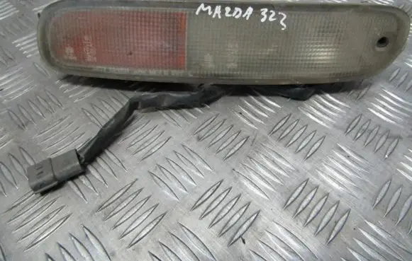 Mazda 323 Front indicator light 21061703 210-61703